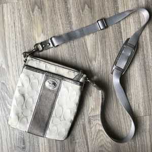 Coach Signature Swingpack Crossbody Bag